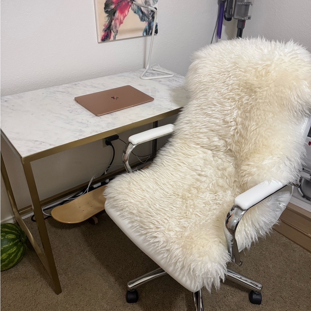 White REAL Sheepskin Rug from Pottery Barn 2x3